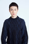 矢代卓也