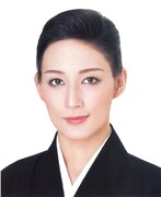 聖乃あすか