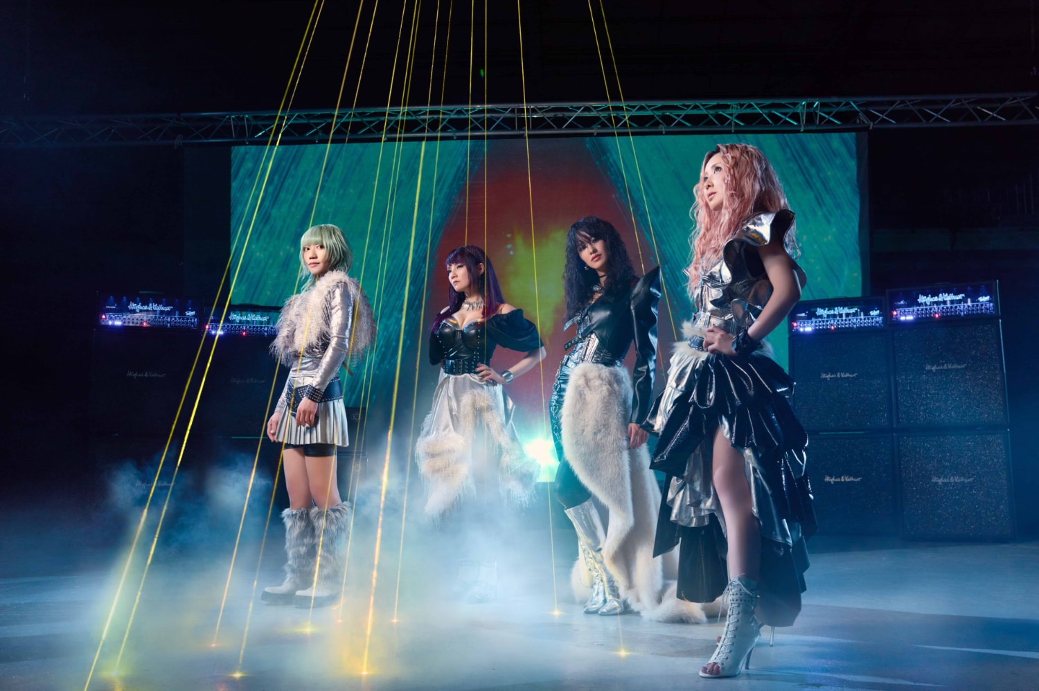 Zilqyの1stフルアルバム「Birth of Riot」発売、3曲連続配信も決定