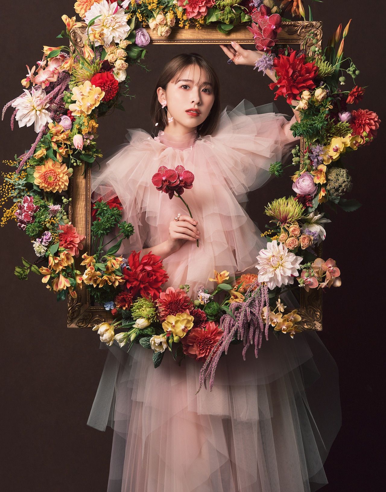 ももクロ玉井詩織、初ソロアルバム「colorS」発売記念ポスターお渡し会