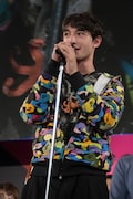 エズラ・ミラー