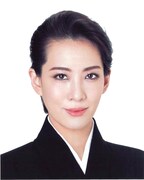 永久輝せあ