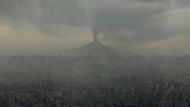 富士山大噴火 迫る“灰色の悪夢”