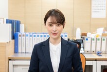 伊澤美幸を演じる栗山千明。