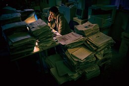 ザ・ベスト・イズ・イエット・トゥ・カム（原題）