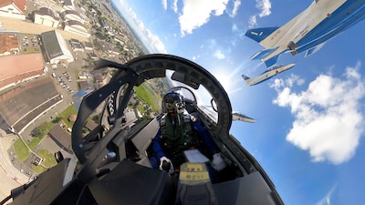 ブルーインパルスの空へ