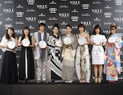 授賞記者会見の風景。各界の美女が勢揃いだ。