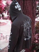 着ればたちまちドロへドロ、カイマンパーカー予約中