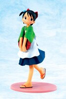 伊藤千佳はお茶屋の看板娘風。