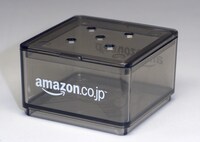 ブラウンからグレーに変更になったコンテナ。何を入れようか。