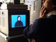 モニターにてチェック中。