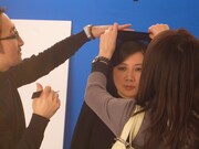 念入りな衣装チェックが行われている模様。