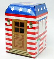 楳図ハウスを模した箱に入ってお届け。