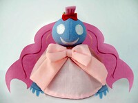 これが「動くエミリー人形」だ。※賞品のデザインは、現在制作中のため変更になる場合があります（C）2009 Jun Mochizuki／SQUARE ENIX