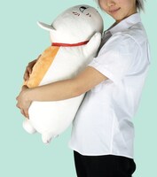 抱きかかえてみると、その「ジャンボ」さがよく分かる。