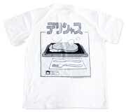 オリジナルTシャツの裏。見ているだけでお腹が空きそうなステーキのイラストがプリントされている。