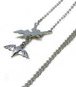 コウモリペンダント。