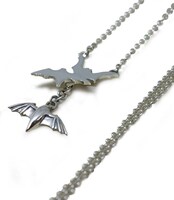 コウモリペンダント。