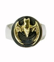 こうもりの指輪。