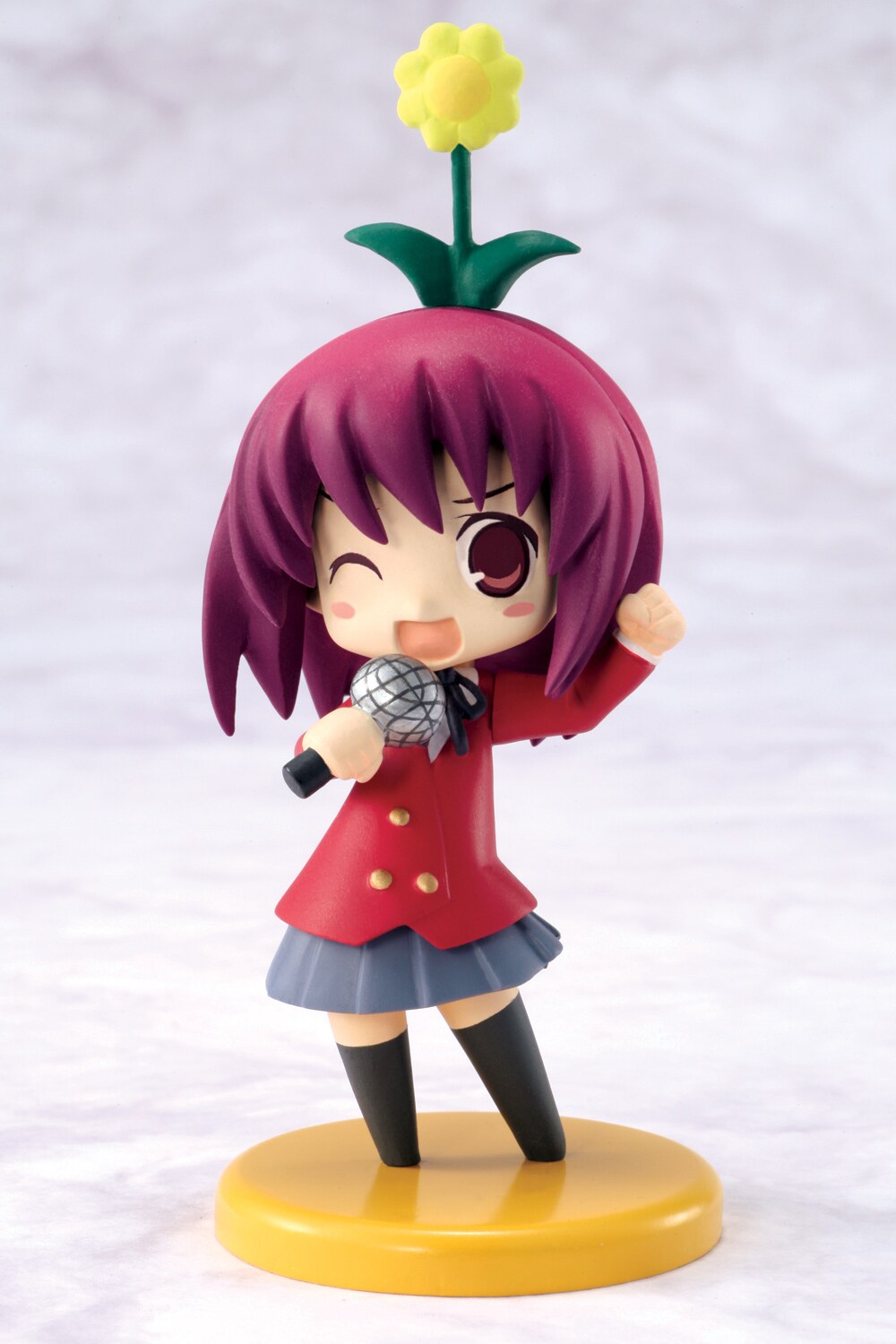 ウィンク笑顔のフィギュア