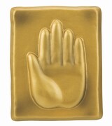 F賞「ジョジョバッヂ」。手のひらモチーフ。(C)LUCKY LAND COMMUNICATIONS／集英社