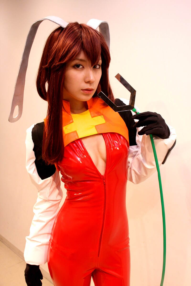 見事なぷらぐコスを披露してくれた仲村みう。