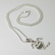 ギャングペンダント。シルバー925素材のソリッドな質感がたまらない。