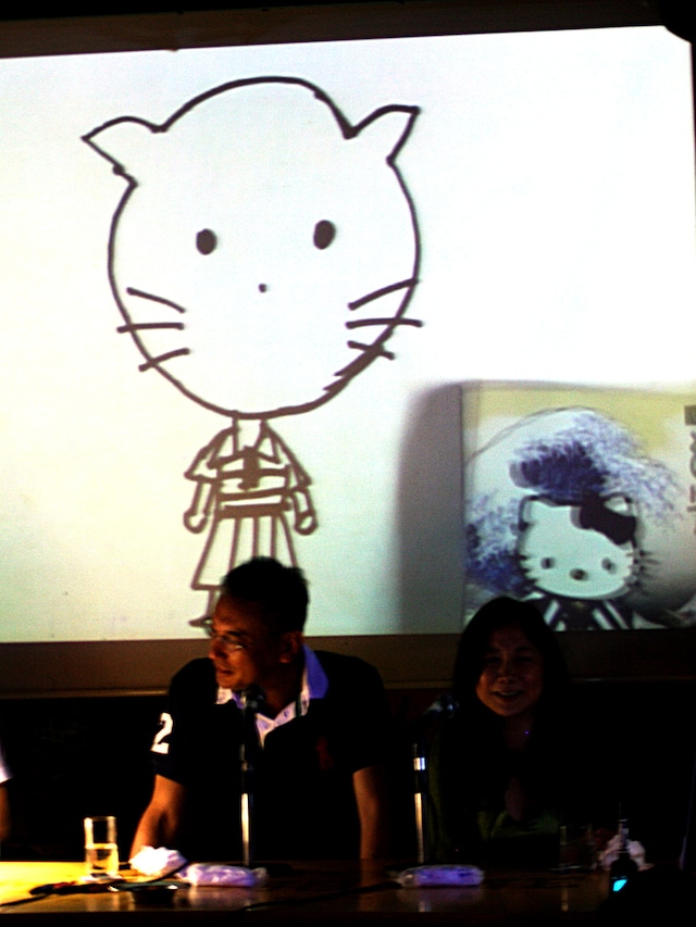 八巻氏が「最長不倒距離」と評した福本画「キティちゃん」。横に示された本物を見て福本はひと言「おお、似てるじゃんか」。会場は感動の涙に包まれた。