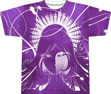 公式サイトにてプレゼントされるコラボTシャツ「Inner Galaxy」カラーバリエーションのひとつ。「過去現在未来、時空を超えて拡張する宇宙」を表現しているとのこと。（c）2009松本零士　（c）2009 SUNSOFT　コーシカ（R）