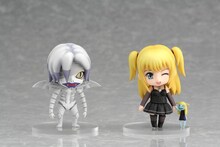 レム（写真左）とミサ（右）。(c)大場つぐみ・小畑健／集英社・ＶＡＰ・マッドハウス・ＮＴＶ・Ｄ.Ｎ.ドリームパートナーズ