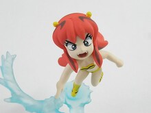 「高橋留美子フィギュアコレクション」限定カラーバージョンのラム。(c)高橋留美子／小学館