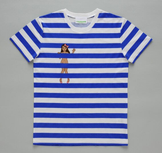 江古田ちゃんTシャツ表。胸元にはちょっぴり控えめに、でもやっぱり全裸の江古田ちゃんが。男女問わず、安心して着られるワンサイズ。（写真は見本です）