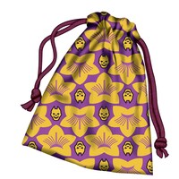 座布団とおそろいの柄の巾着袋。サイコロを入れるもよし、小物入れとして活用するもよし。(c)LUCKY LAND COMMUNICATIONS / 集英社