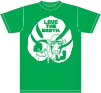 「元祖！浦安鉄筋家族」の大沢木家ペット2匹がデザインされた「ハッチ＆スタスキー」Tシャツ。(c)浜岡賢次／週刊少年チャンピオン