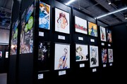 ウルトラジャンプ創刊10周年を記念したイベント「ウルジャンまつり in アキバ2009」原画展会場の様子。