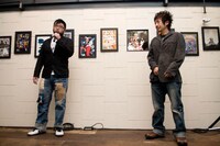 ロゴや小物デザイン担当したデビルロボッツ。