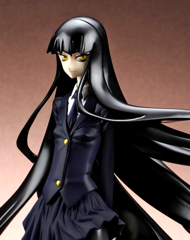 「放課後プレイ」の「彼女」。黄色く艶めく瞳にドキ。(c)黒咲練導／アスキー・メディアワークス