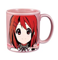 F賞「ビッグマグカップ」から唯。(C)かきふらい・芳文社／桜高軽音部