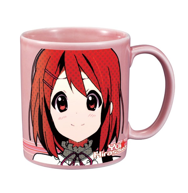 F賞「ビッグマグカップ」から唯。(C)かきふらい・芳文社／桜高軽音部