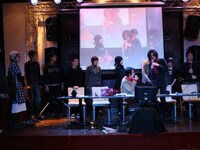 休憩時間を使って行われた、ひらめき☆マンガ学校の生徒紹介。