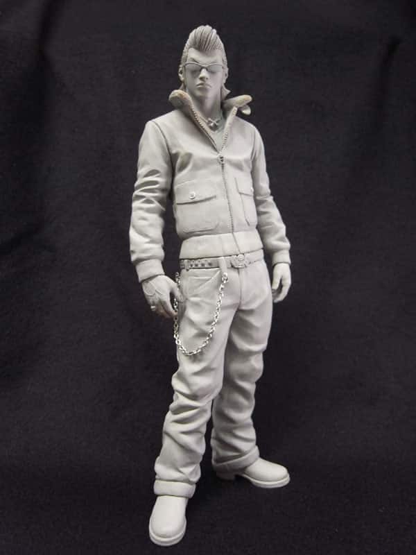 スタイリスト付き「WORST」村田将五フィギュアが登場 - コミックナタリー