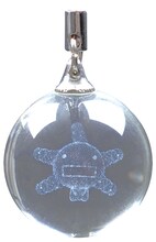 「もやしもん かもされ水晶ストラップ」最新テクノロジーで球体の中に立体的に閉じ込められたオリゼー。(C)石川雅之／講談社