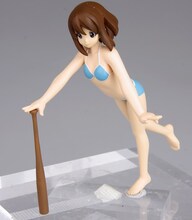 「SR けいおん！2時間目」平沢唯。ボーナスパーツを使うことで梓と合体できる仕様になっている。(C)かきふらい・芳文社／桜高軽音部