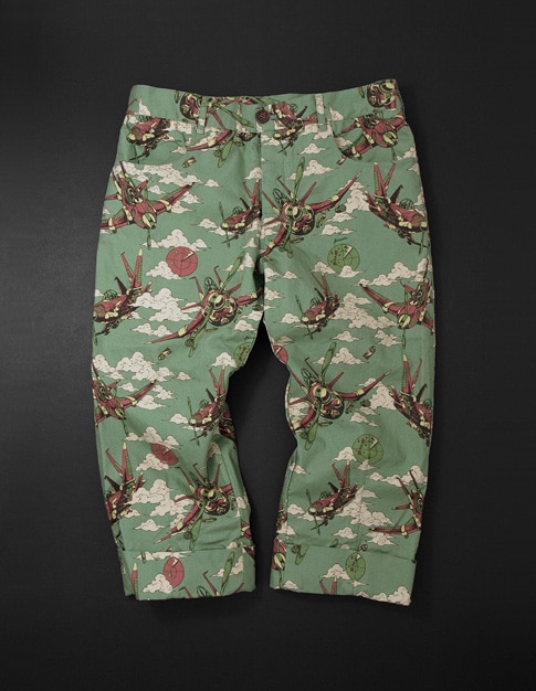 Aerosmith Narancia Ghirga Cropped Pants［green］。パンツは丈夫でソフト感のある素材を使用、裾は6cm巾で2回ロールアップできる。