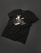 DOLCEブラックモデル。(C)LUCKY LAND COMMUNICATIONS / SHUEISHA