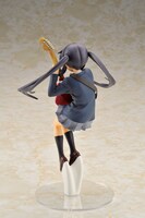 後ろ姿。（C）かきふらい・芳文社／桜高軽音部