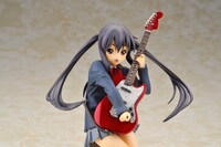 猫耳なしバージョン。（C）かきふらい・芳文社／桜高軽音部