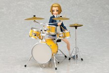 「figma 田井中律 制服ver.」(C)かきふらい・芳文社／桜高軽音部
