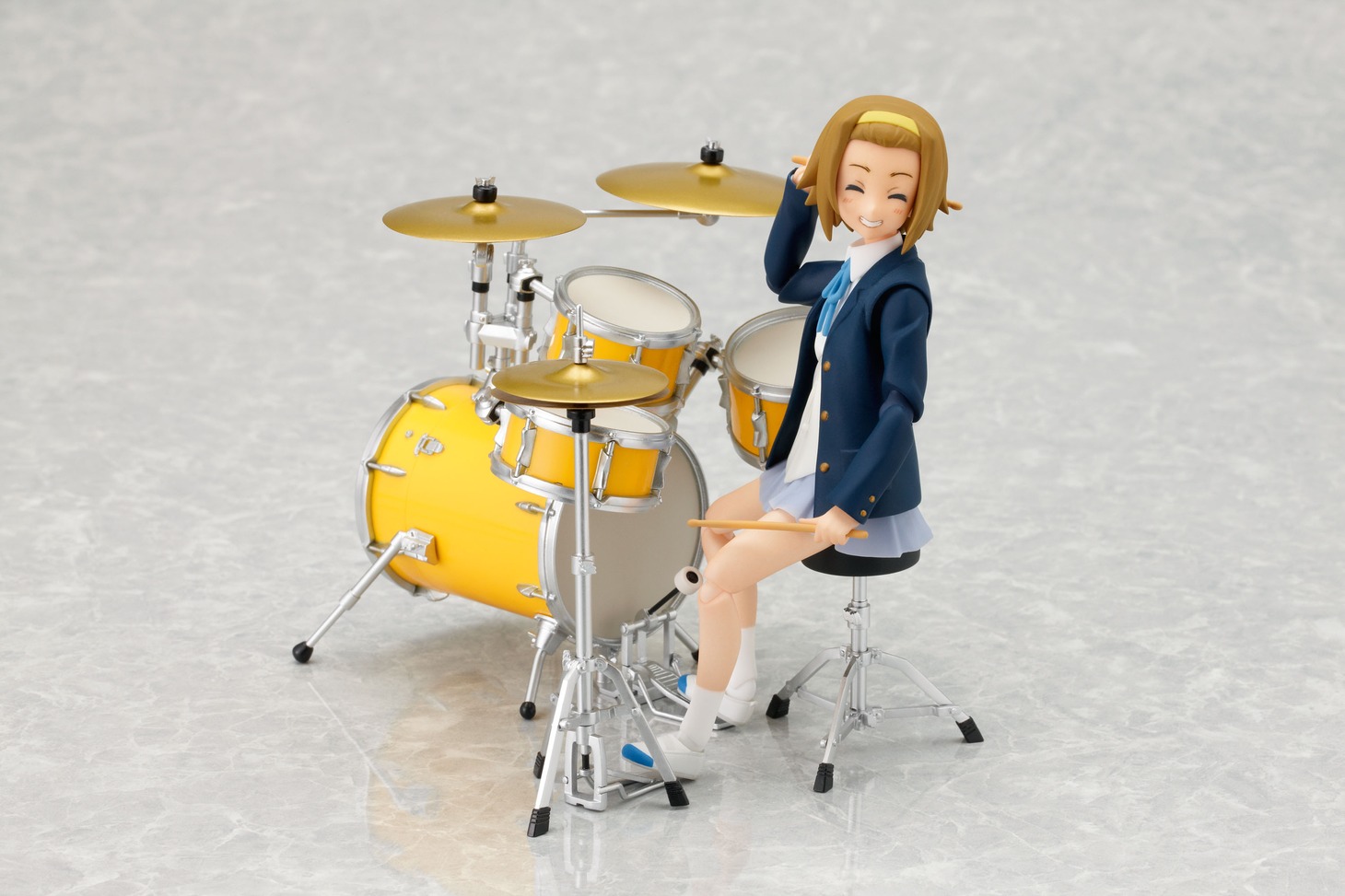 「figma 田井中律 制服ver.」(C)かきふらい・芳文社／桜高軽音部
