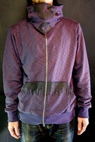 dive公式サイトの限定カラー「DarkParple×black」。(C)真鍋昌平/小学館